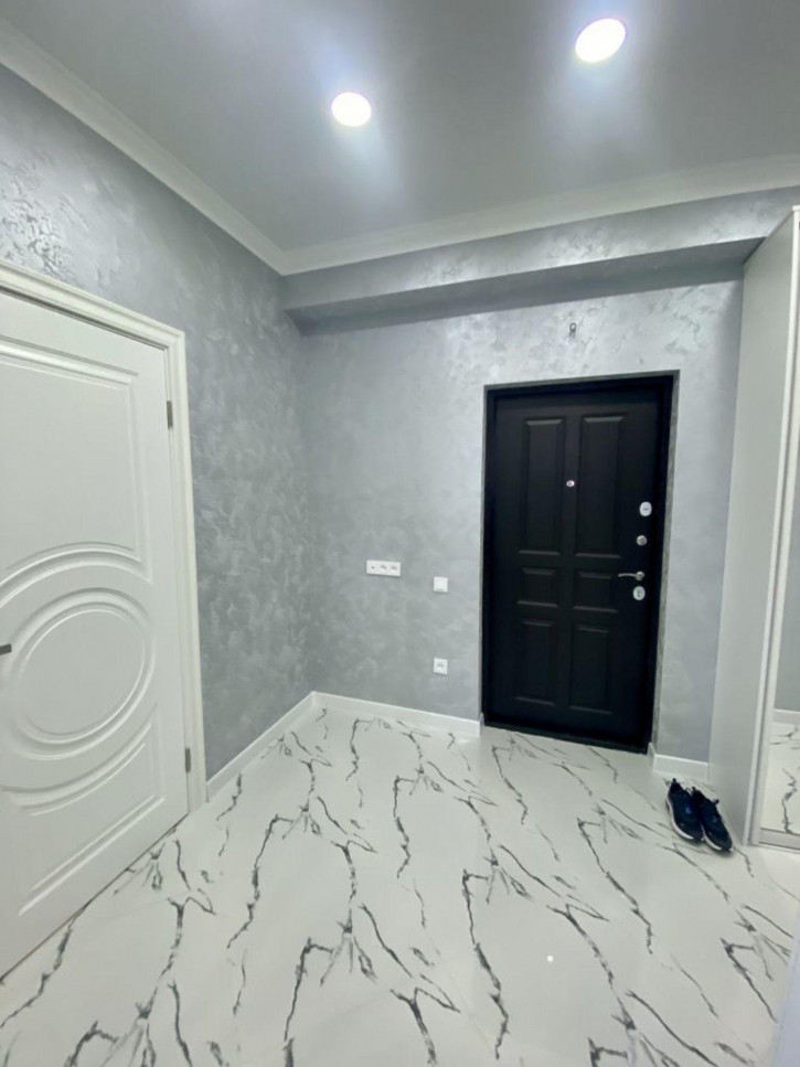2-комн квартира Адмиральского ул, 1а