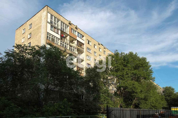 2-комн квартира Волочаевская, 13е