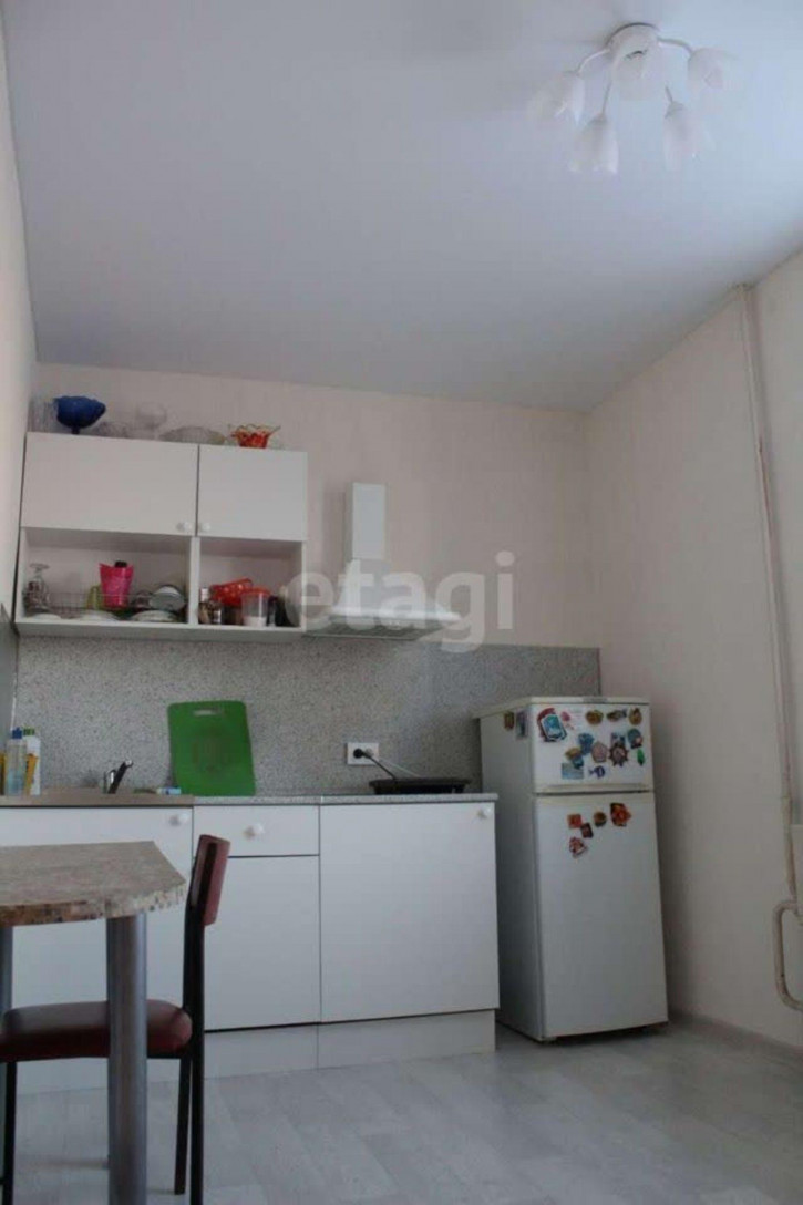 2-комн квартира Строителей, 8