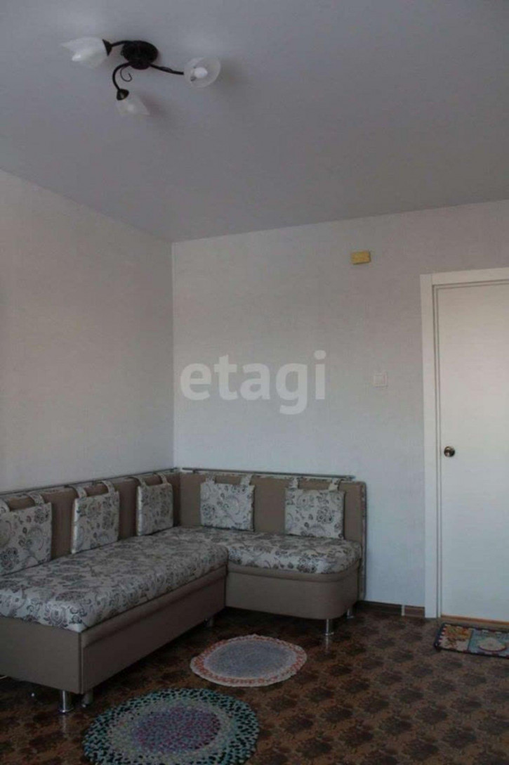2-комн квартира Строителей, 8