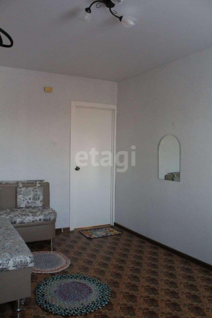 2-комн квартира Строителей, 8