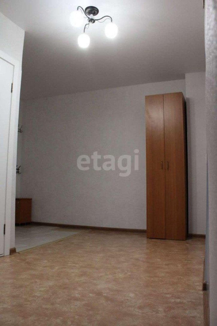 2-комн квартира Строителей, 8