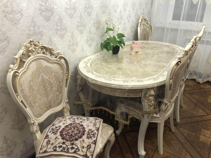 3-комн квартира Малиновского, 4/3