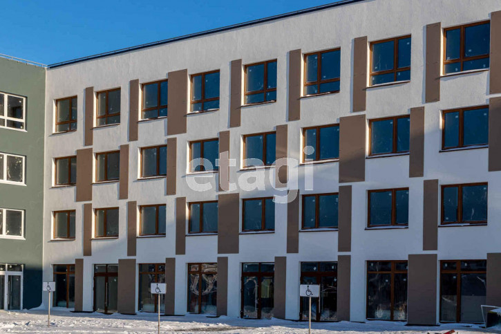 2-комн квартира Стройотрядовская, 12