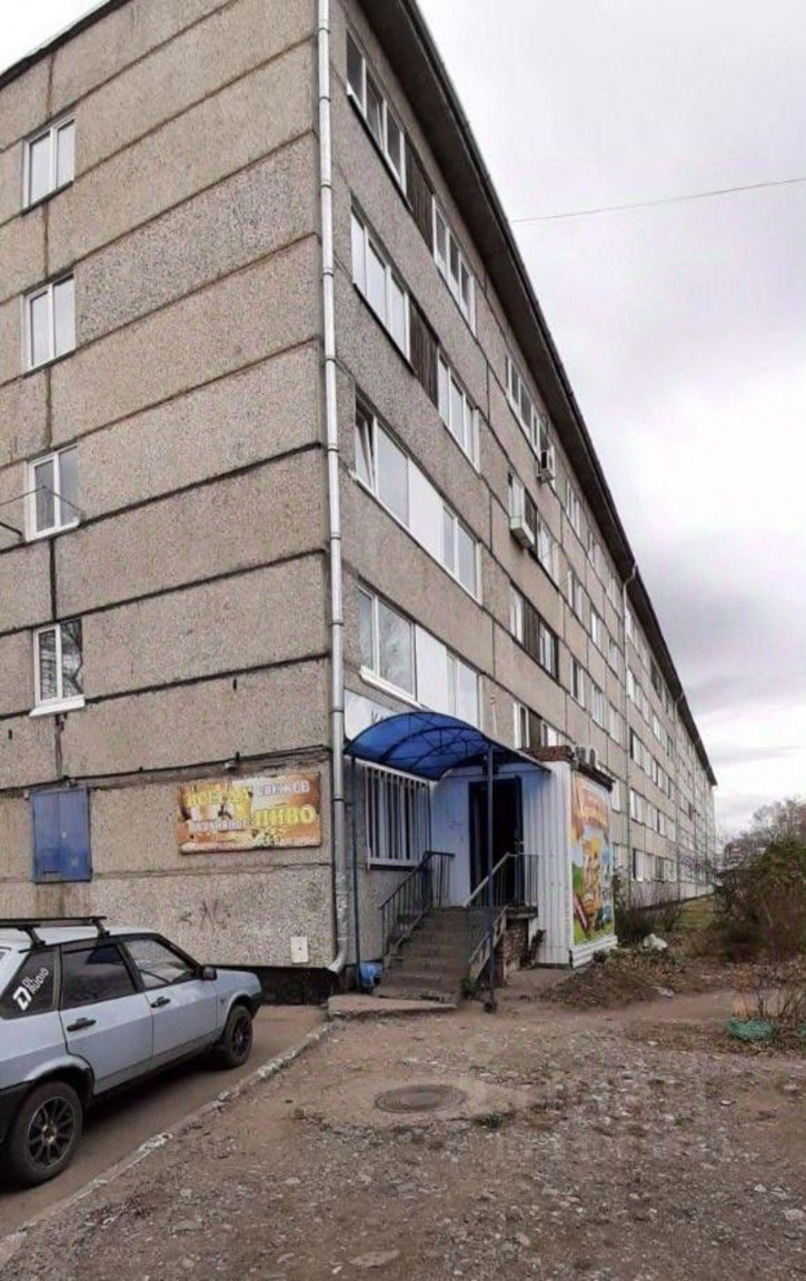 Торговое помещение Саяногорск, Енисейский микрорайон, 13