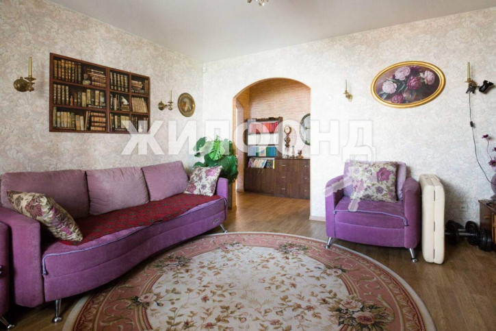 2-комн квартира Депутатская улица, д.58