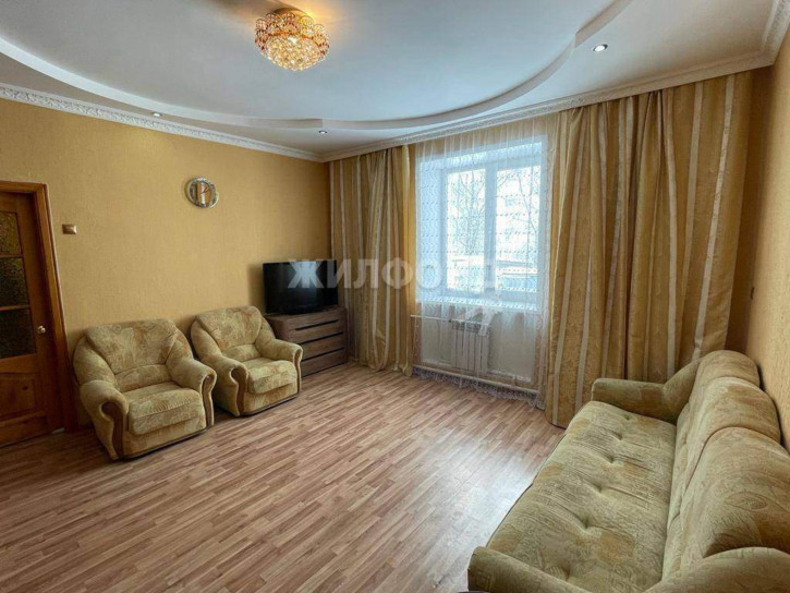 3-комн квартира Школьная улица, д.14