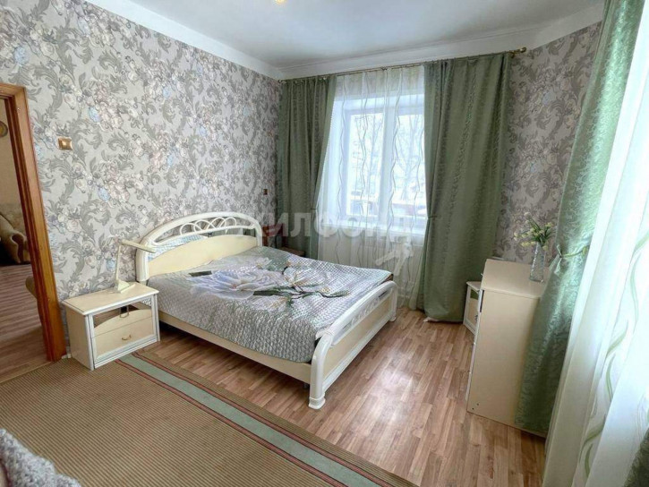 3-комн квартира Школьная улица, д.14