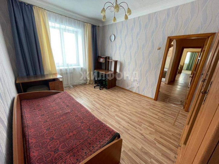3-комн квартира Школьная улица, д.14