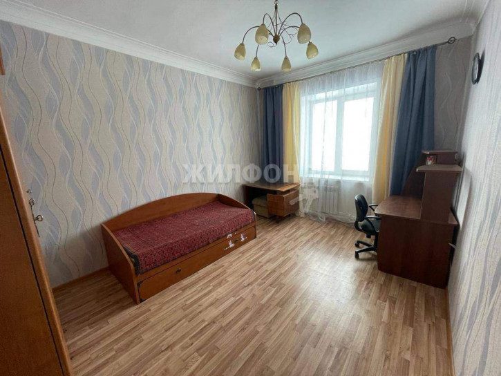 3-комн квартира Школьная улица, д.14