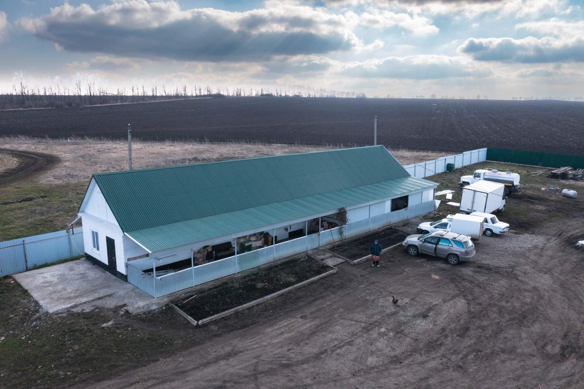 Купить торговое помещение за 220 000 000 рублей на станица Вознесенская