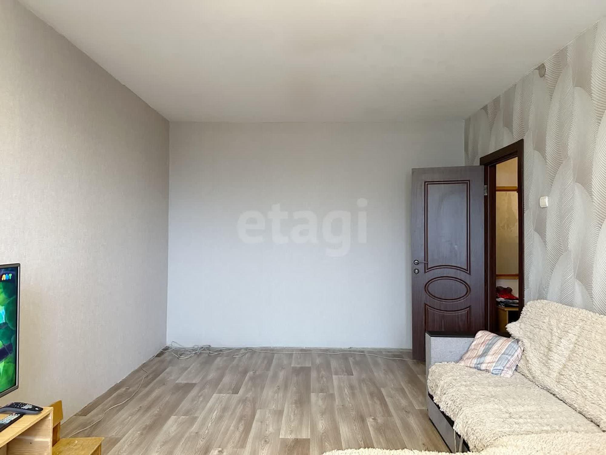 Купить квартиру за 4 250 рублей на Новгородская улица, 29