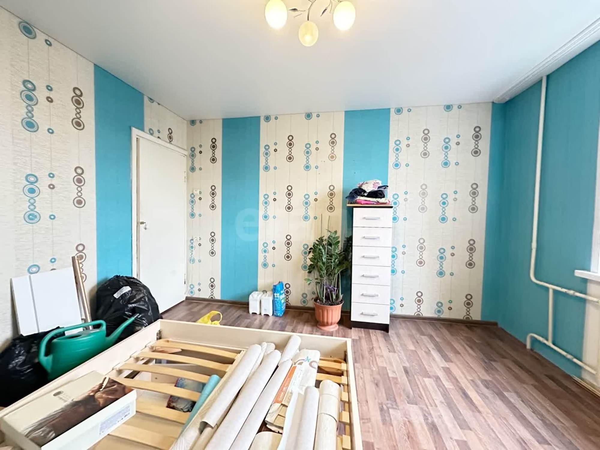Купить квартиру за 4 250 рублей на Новгородская улица, 29
