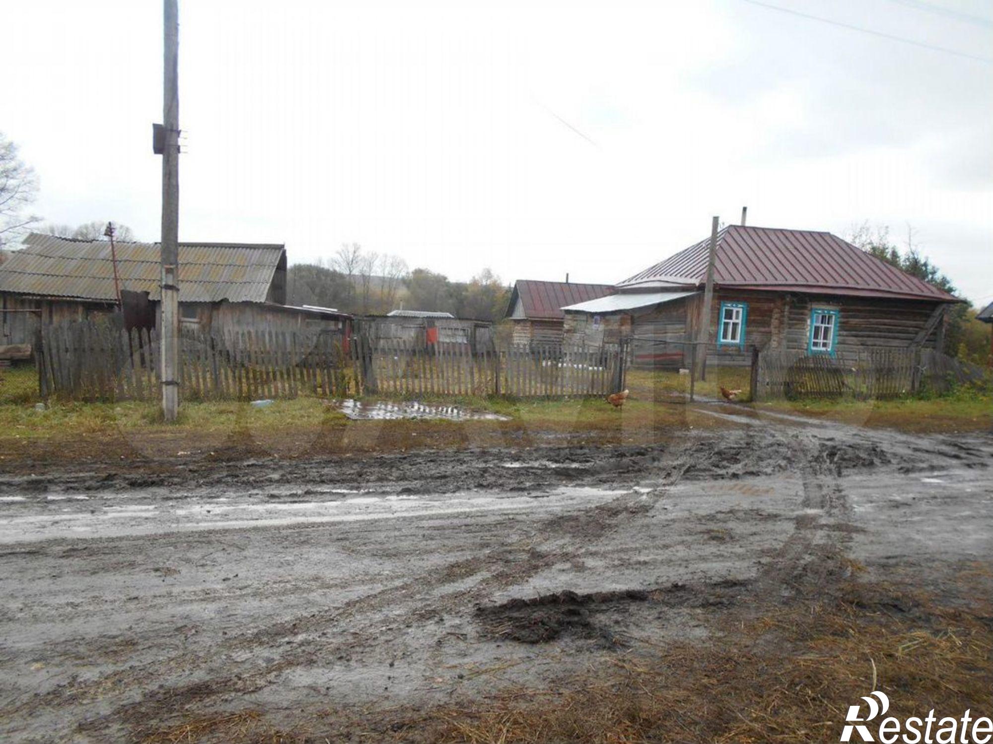 Купить дачу, дом, коттедж за 300 000 рублей на Усть-Калманский р-н, с. Новобураново, Первомайская ул.