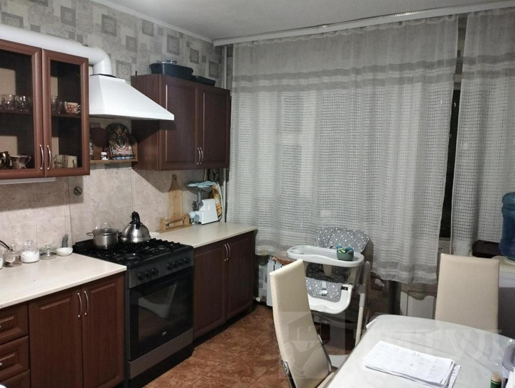 3-комн квартира Орджоникидзе