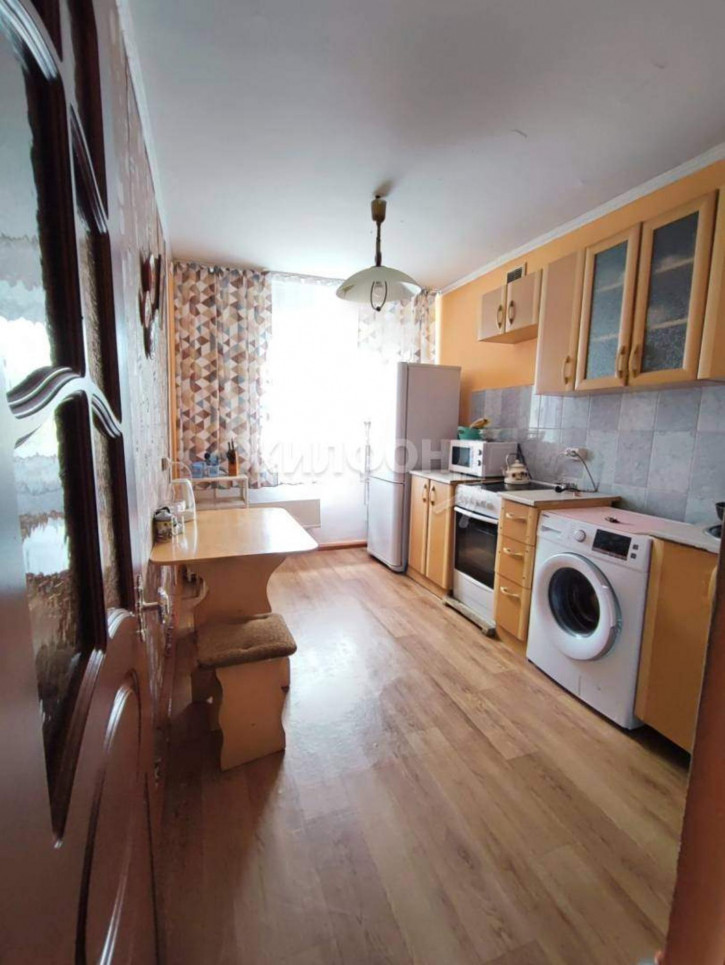 3-комн квартира Юбилейная улица, д.15