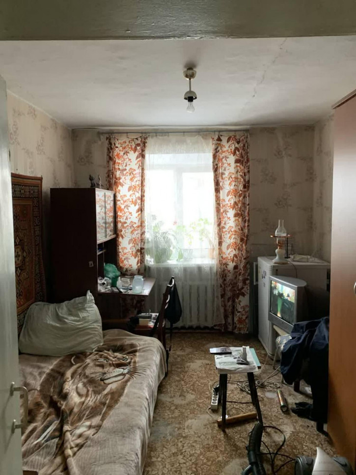 3-комн квартира Минская, 98