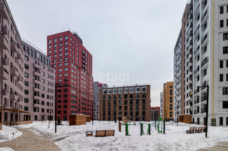 1-комн квартира Тюменская, 1