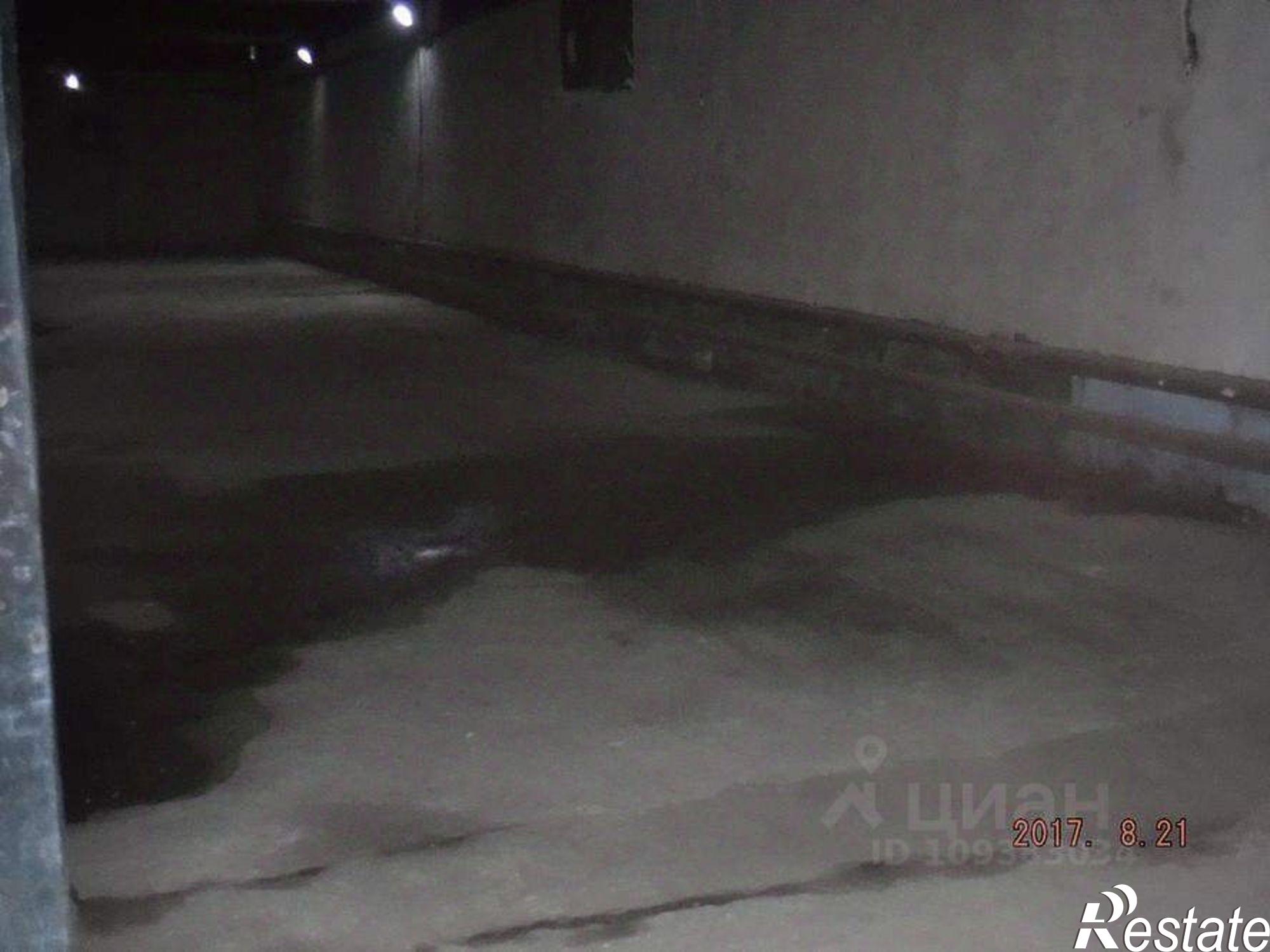 Купить складское помещение за 12 800 600 рублей на Тракторный переулок, 13/2