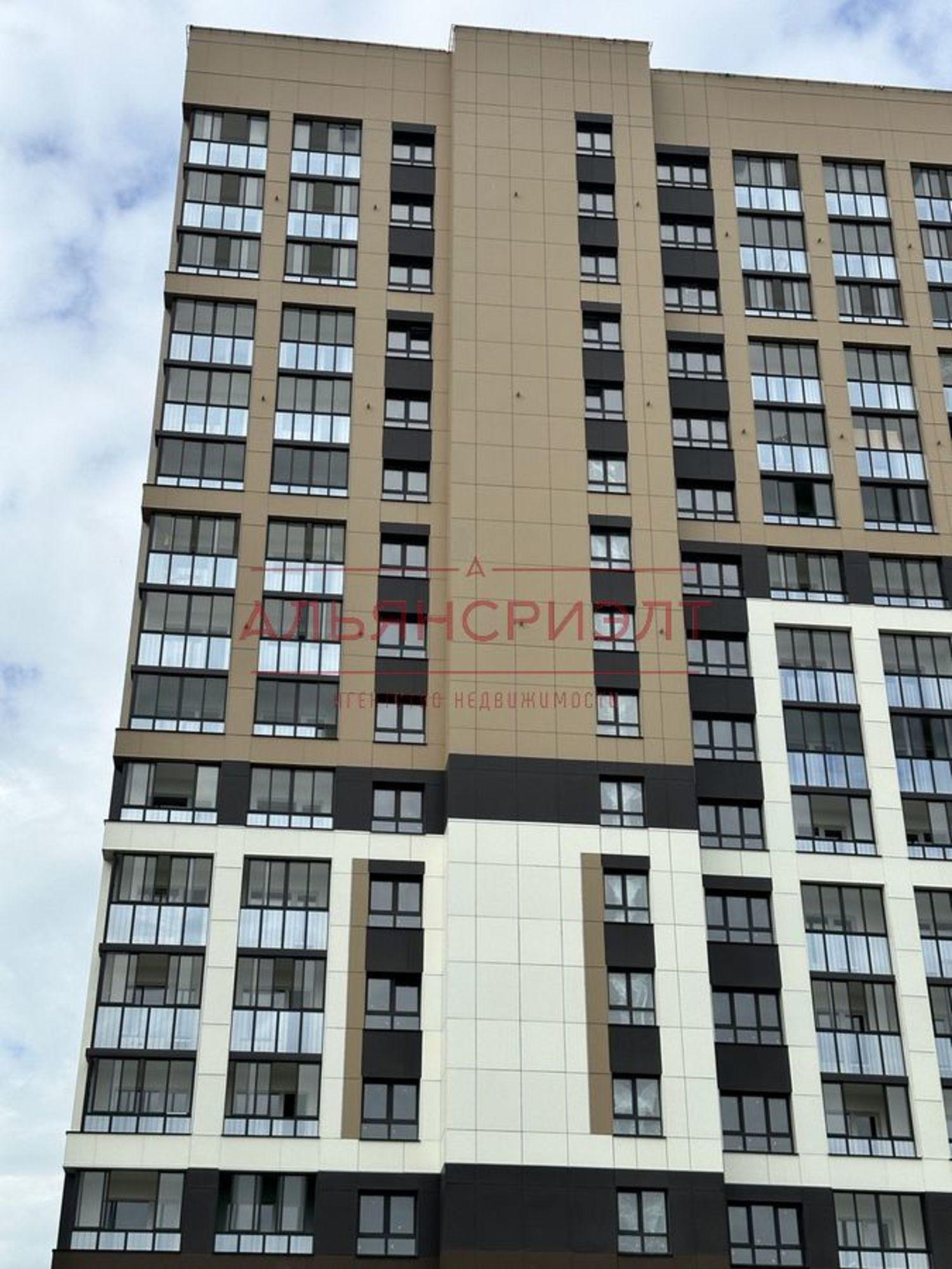 Купить квартиру за 4 300 000 рублей на ул. Сибиряков-Гвардейцев,53 стр