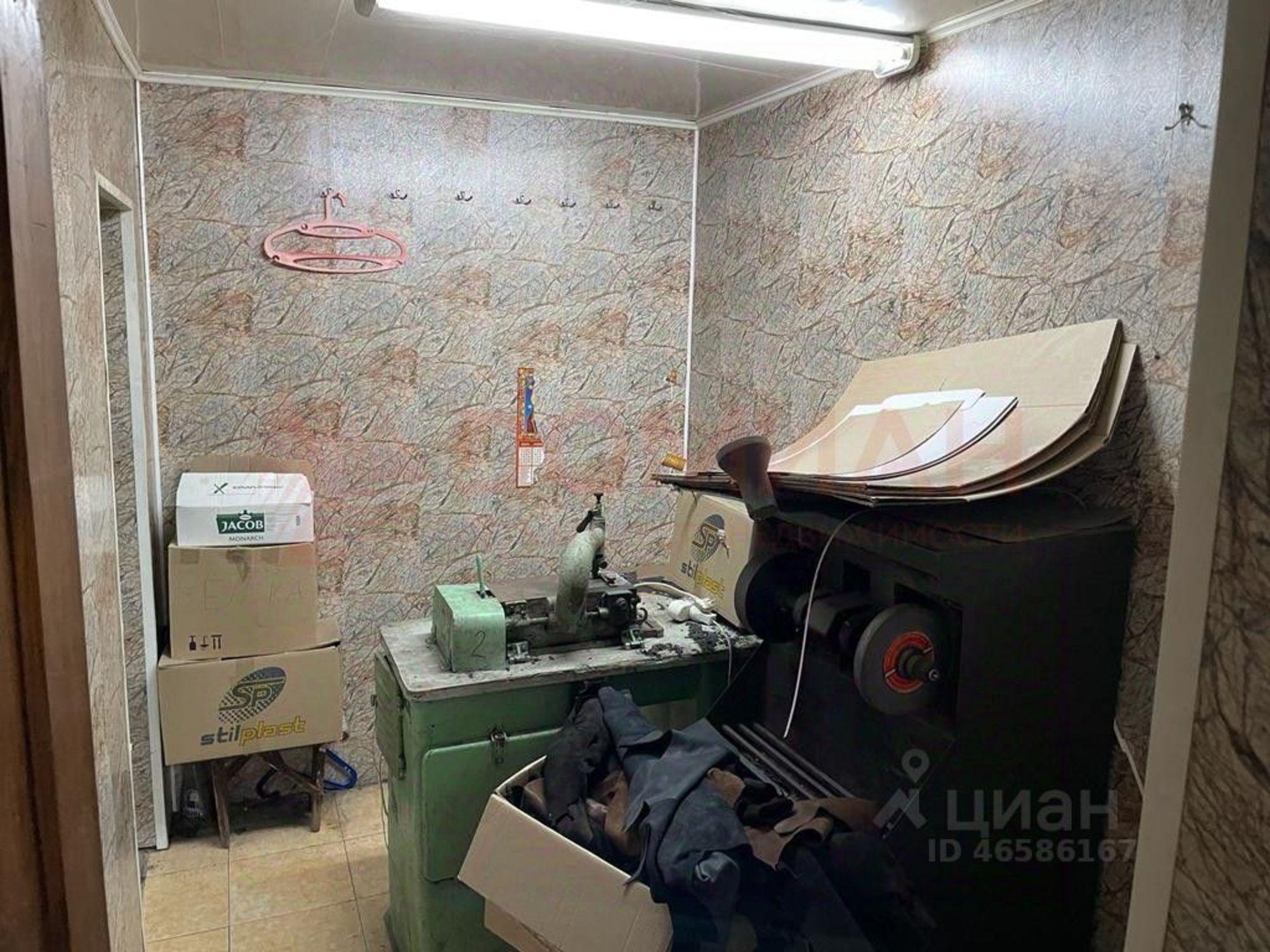 Купить производственную площадь за 2 000 040 рублей на проспект Чернокозова, 152