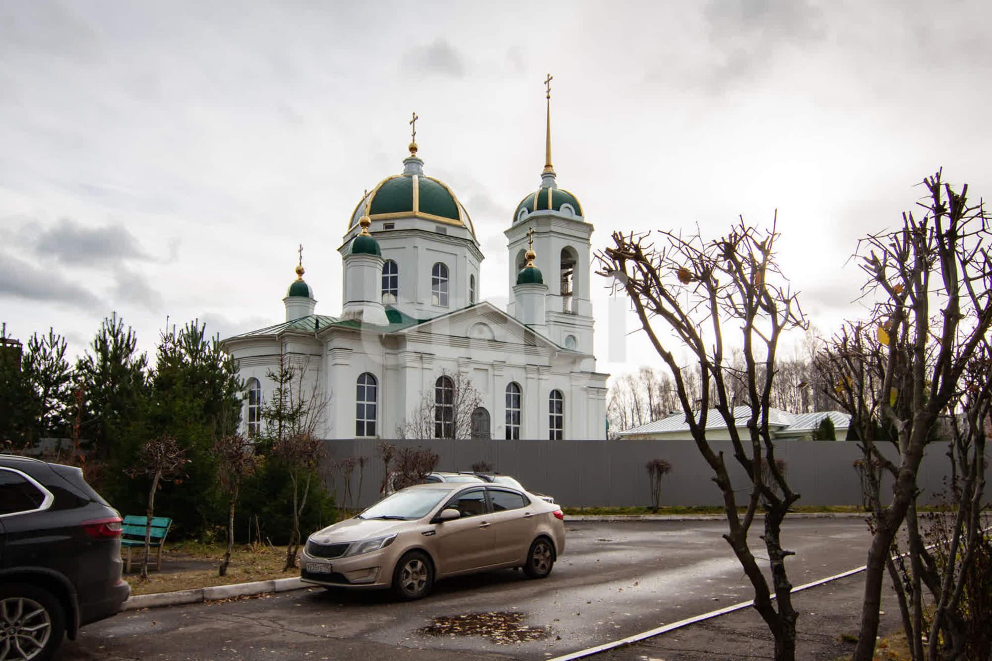 Купить квартиру за 10 500 000 рублей на Студенческая, 47
