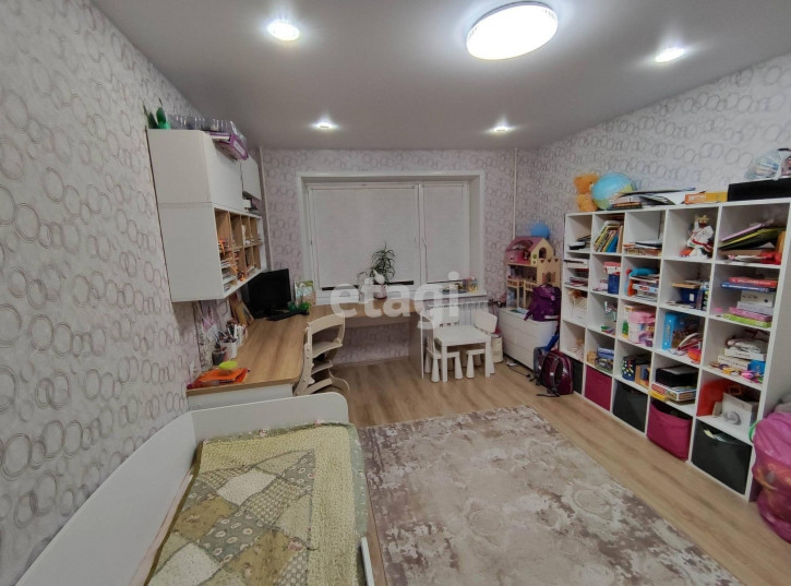 3-комн квартира Олега Юрасова, 7