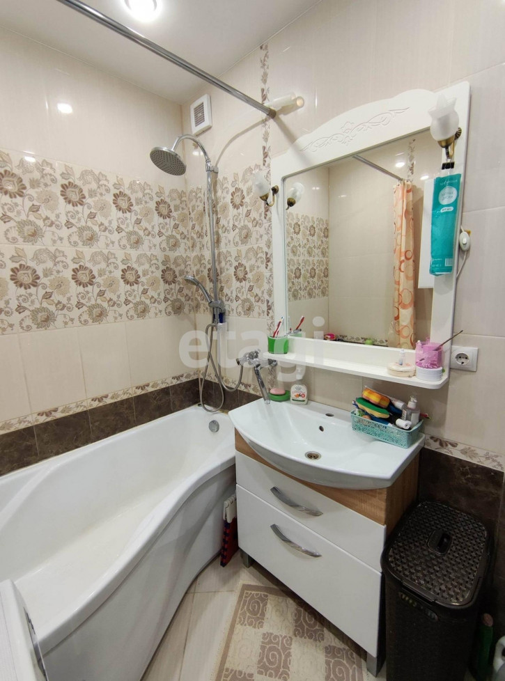 3-комн квартира Олега Юрасова, 7