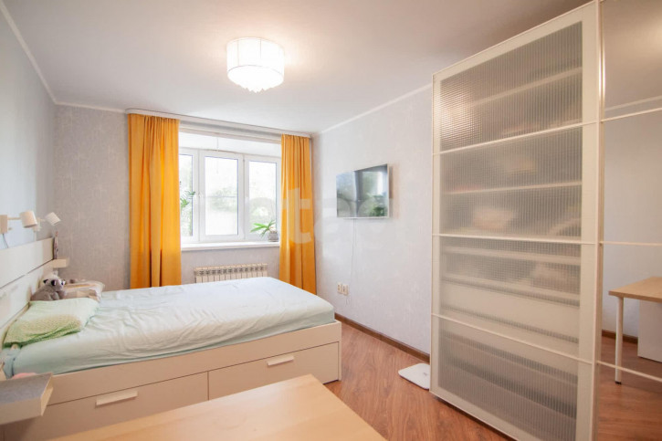 3-комн квартира Жужелинская, 30