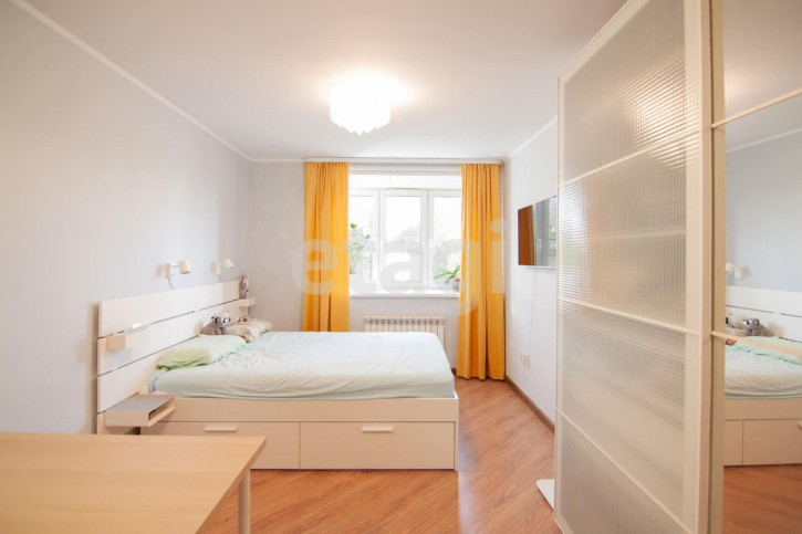 3-комн квартира Жужелинская, 30