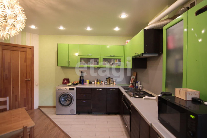3-комн квартира Жужелинская, 30
