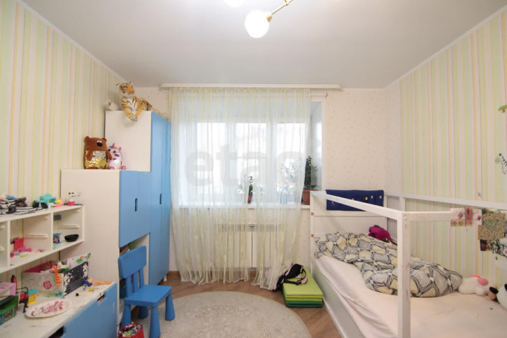 3-комн квартира Жужелинская, 30