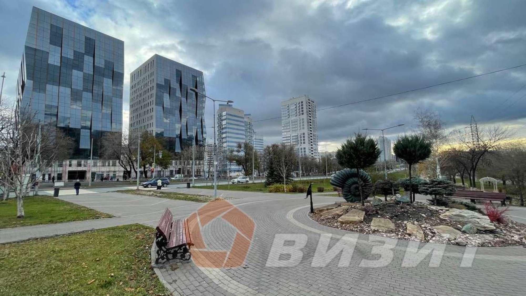 Купить офис, помещение под офис за 150 000 000 рублей на Ново-Садовая улица, 215А