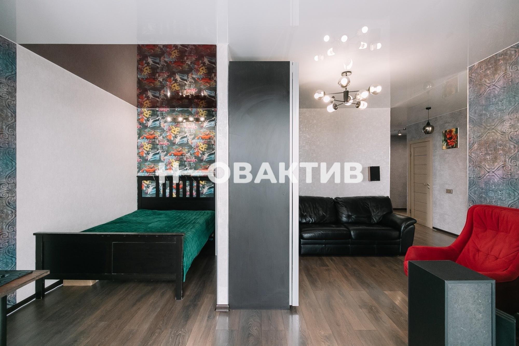 Купить квартиру за 10 500 000 рублей на Семьи Шамшиных, 90/5