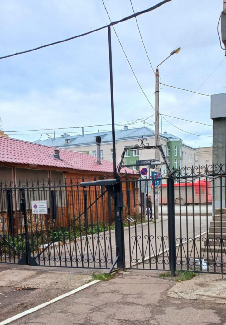 Помещение свободного назначения ул. Максимова, дом 33