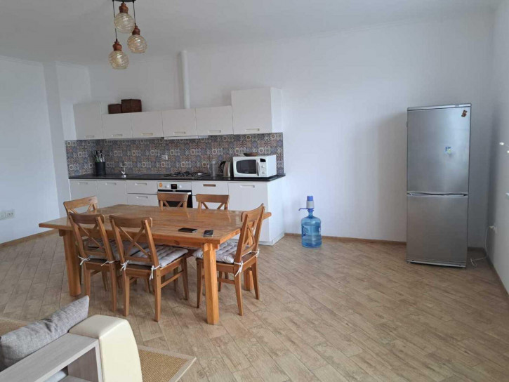 4-комн квартира Томская улица, 1