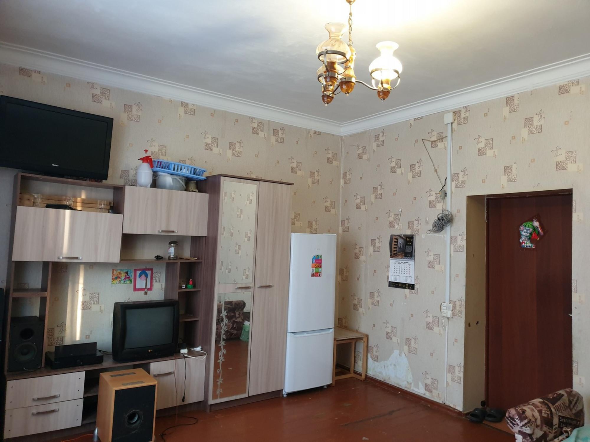 Купить комнату за 800 000 рублей на Азина ул., 63