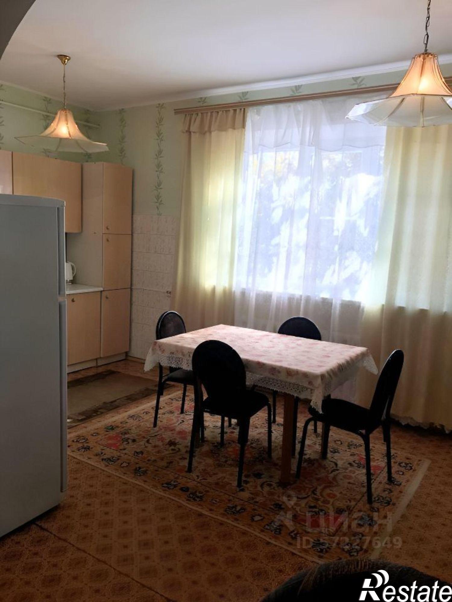 Сдать дачу, дом, коттедж за 28 000 рублей на Радужная улица, 4