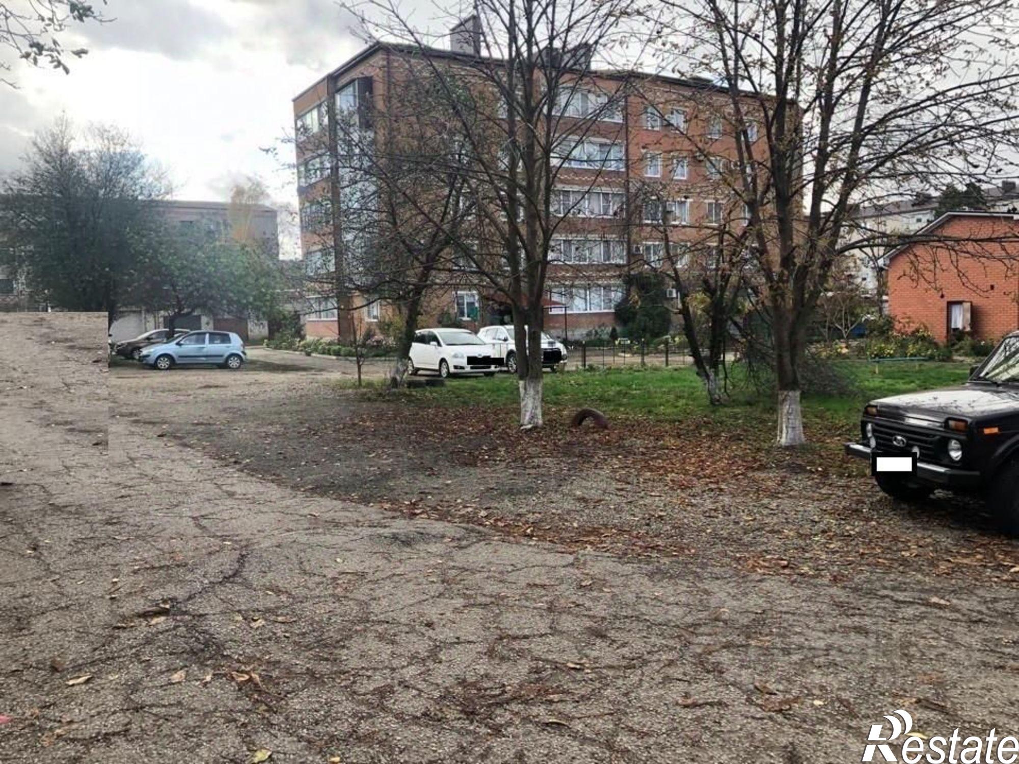 Купить торговое помещение за 16 782 рублей на улица Тимофеева, 31А