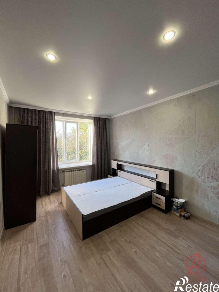 2-комн квартира Луначарского улица, 5кА