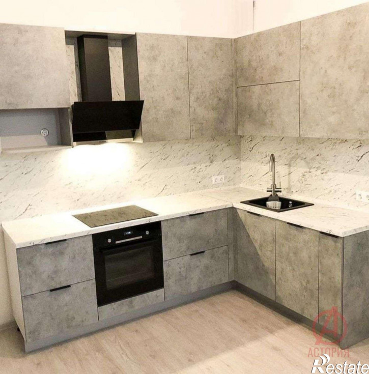 2-комн квартира Луначарского улица, 5кА