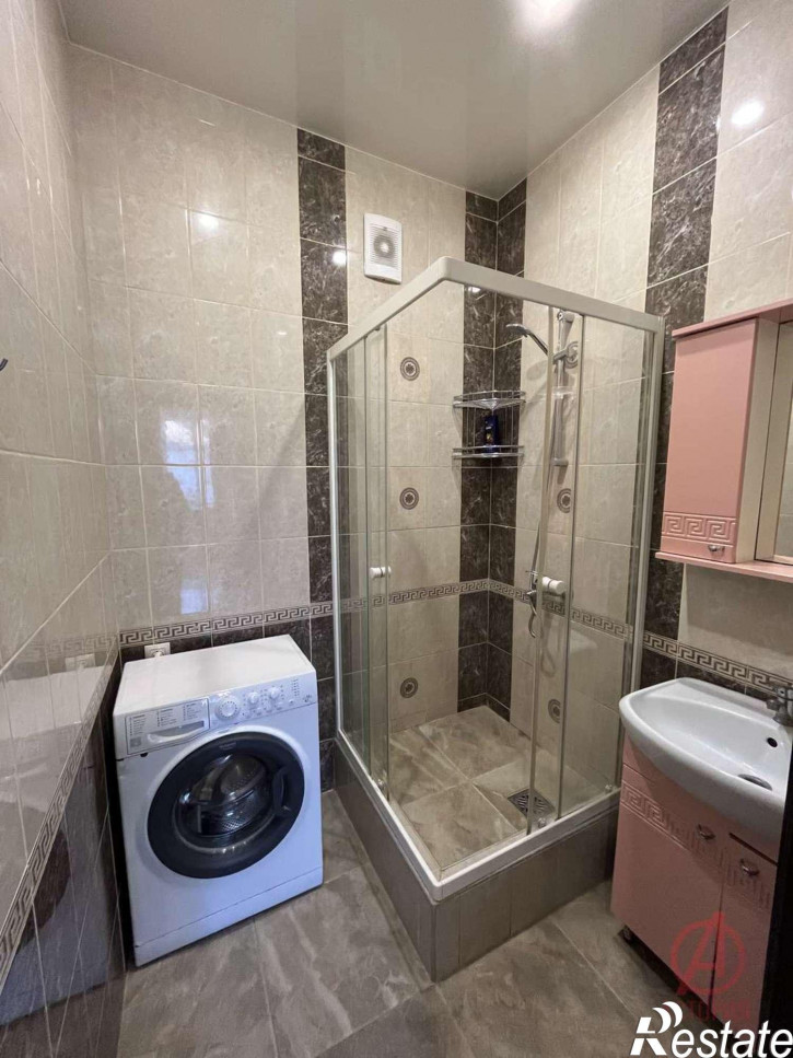 2-комн квартира Луначарского улица, 5кА