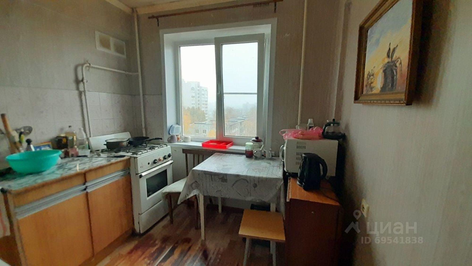 Сдать комнату за 8 000 рублей на улица Зелинского, 27 к1