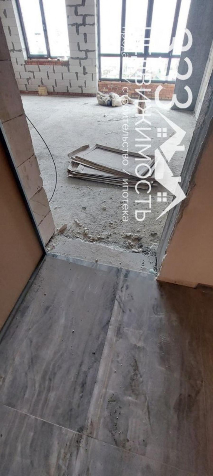 3-комн квартира в новом доме Олега Кошевого ул, 2