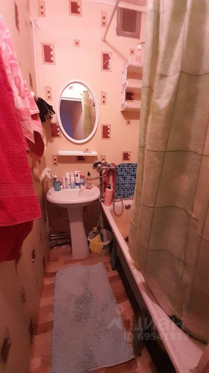 Комната улица Зелинского, 27 к1,  д. 27 к1