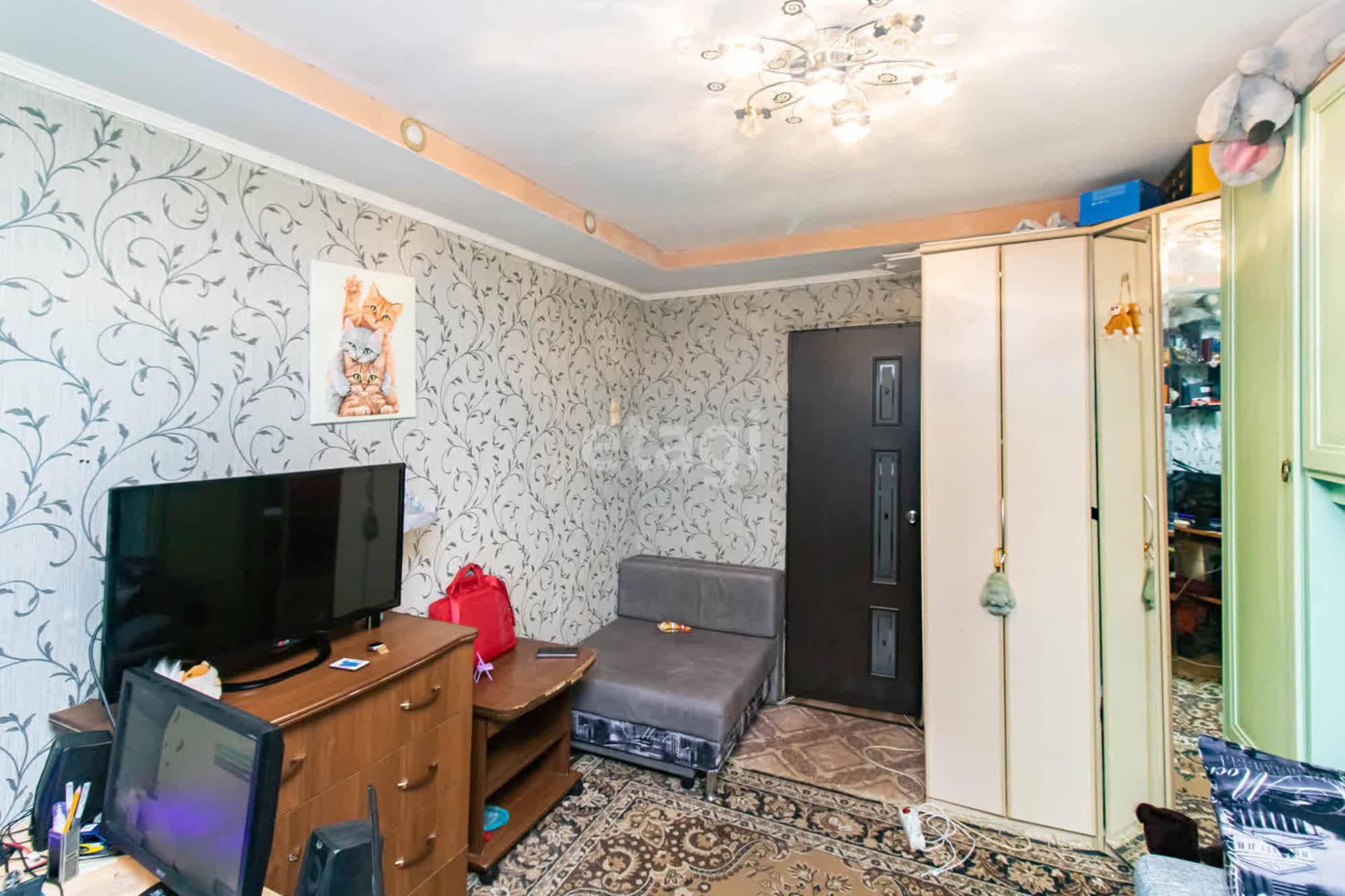 Купить комнату за 1 800 000 рублей на Республики, 167а
