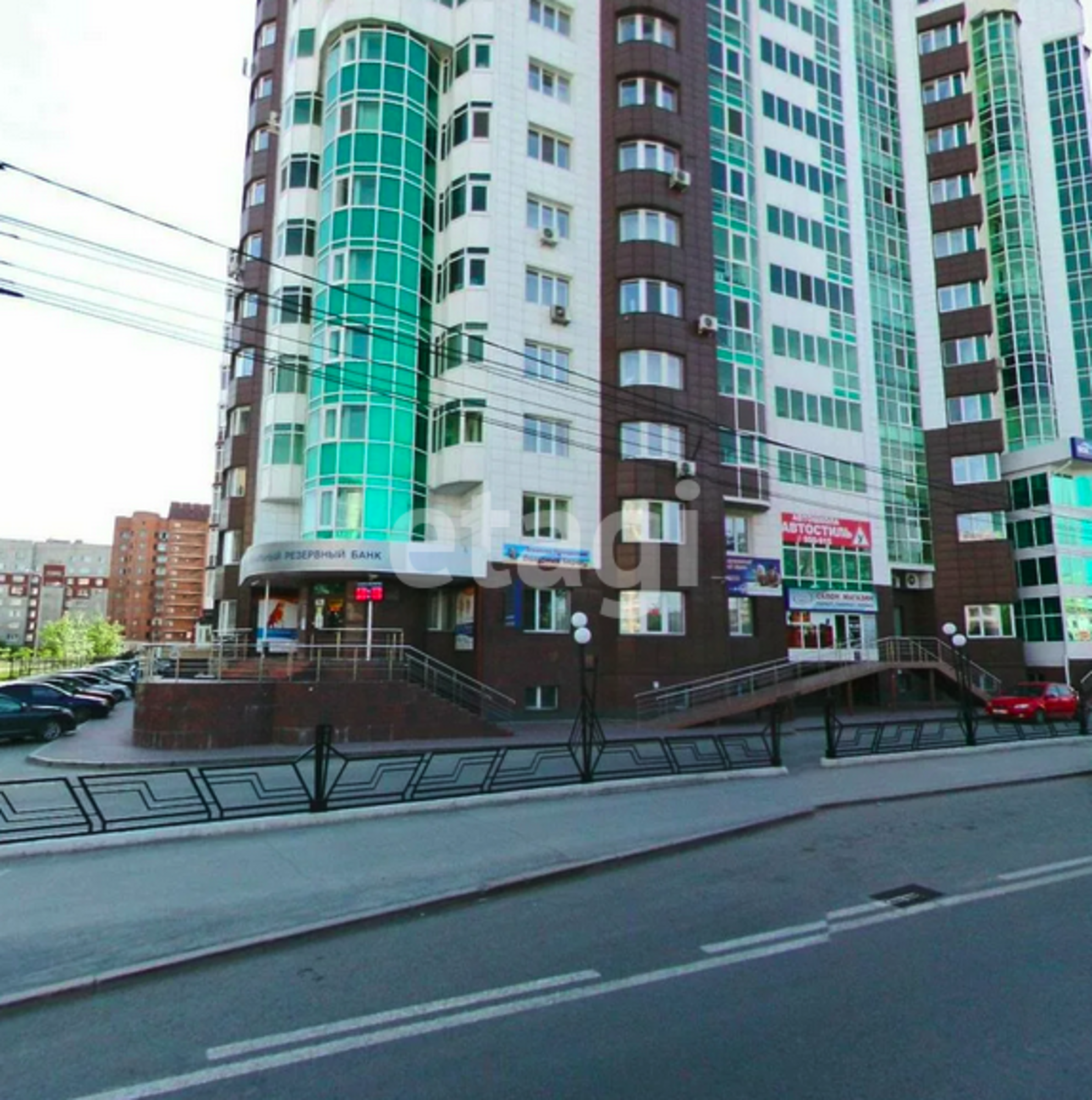 Сдать торговое помещение за 900 000 рублей на Малыгина 4