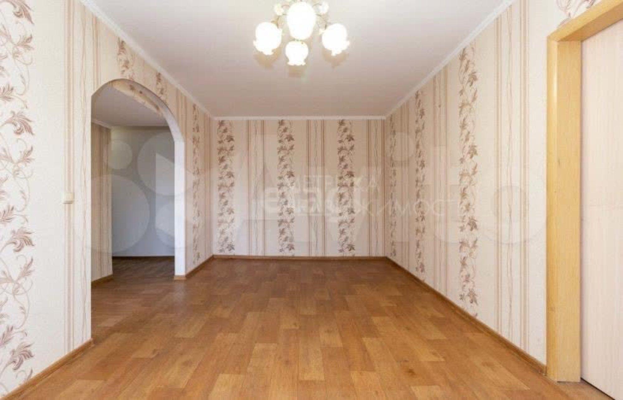 Купить квартиру за 4 100 000 рублей на Парфенова, 32