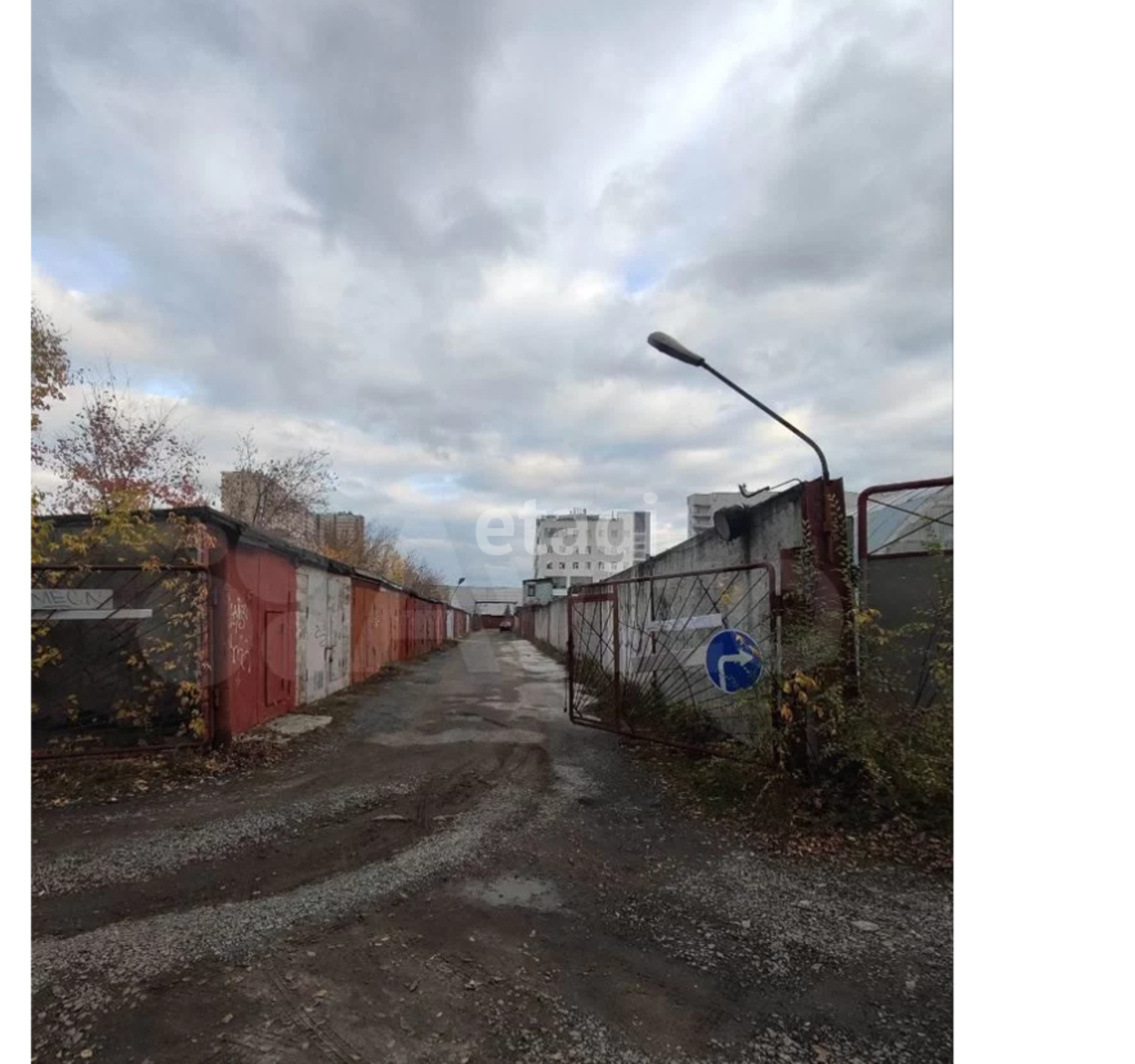 Купить гараж, место в паркинге за 690 000 рублей на Холодильная 85а стр 1