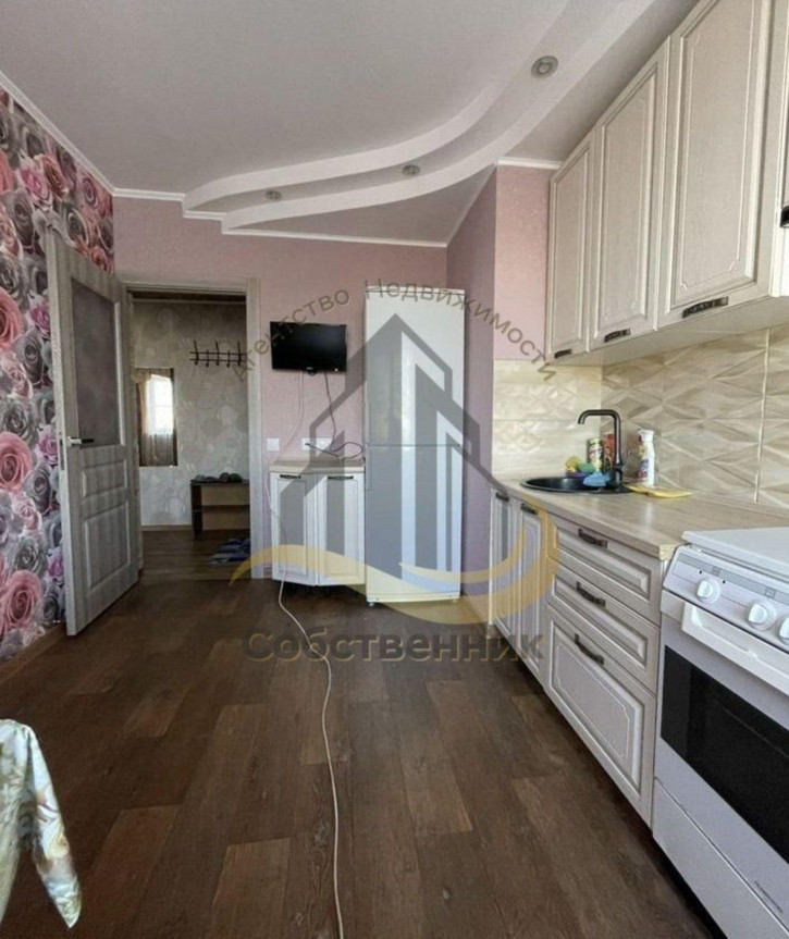 3-комн квартира Макаренко мкр, 38